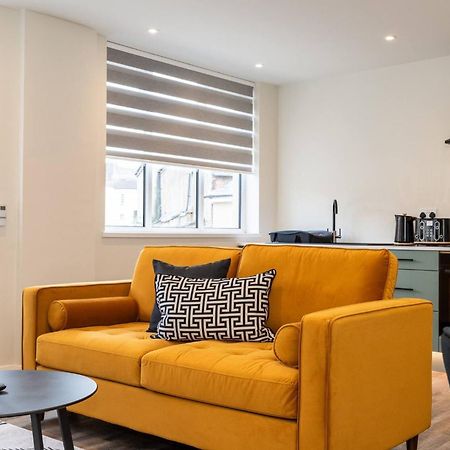 Aurum 6 - Chic 1Br Stay By Dmu City Centre Leicester Bagian luar foto