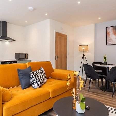 Aurum 6 - Chic 1Br Stay By Dmu City Centre Leicester Bagian luar foto