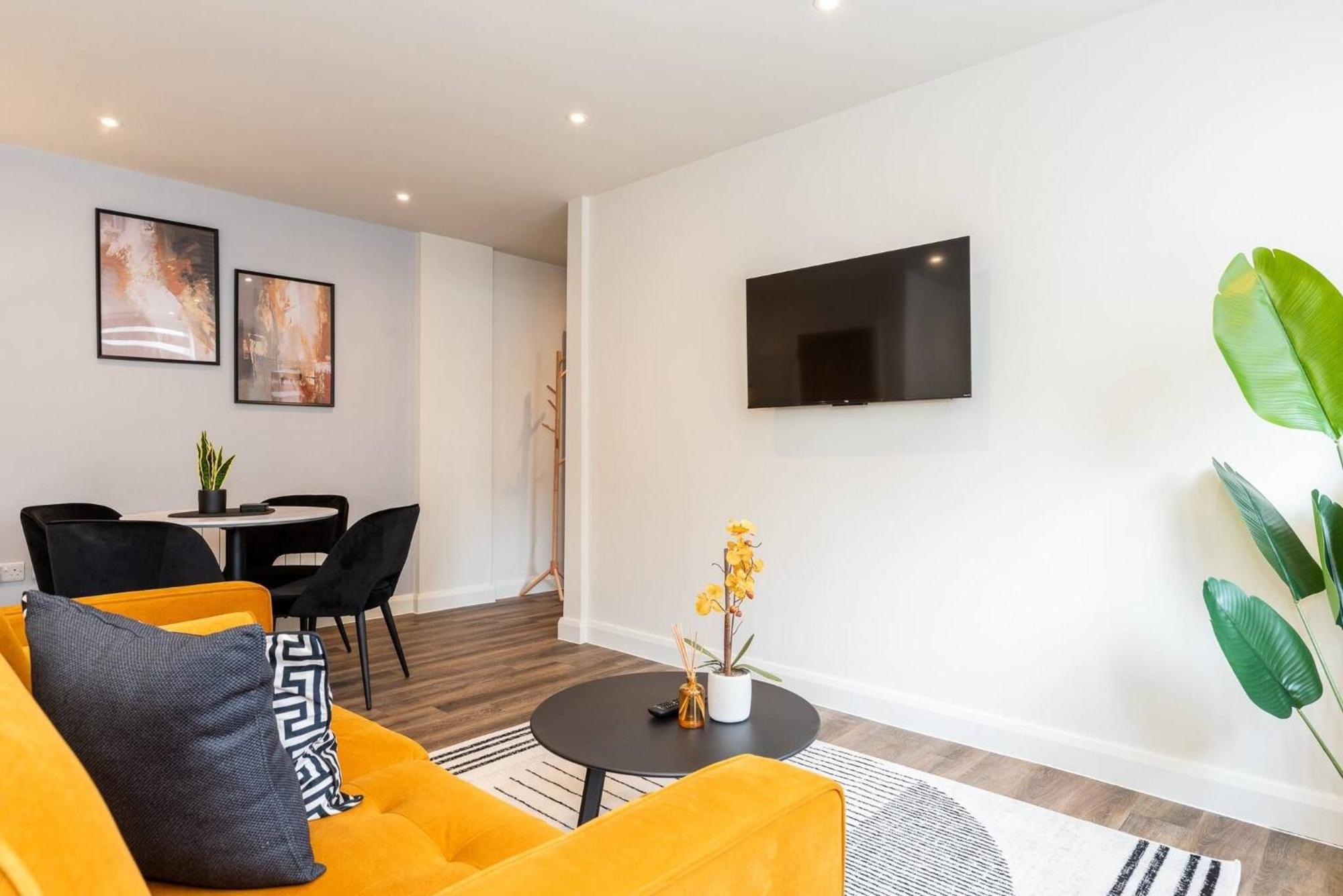 Aurum 6 - Chic 1Br Stay By Dmu City Centre Leicester Bagian luar foto